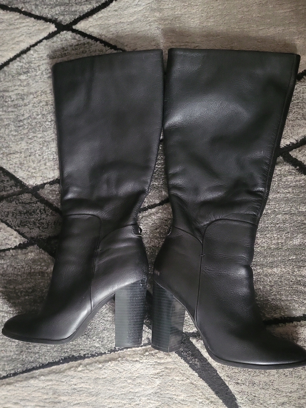 Liz & Co-Black Women's Mid-Calf Heeled Boots